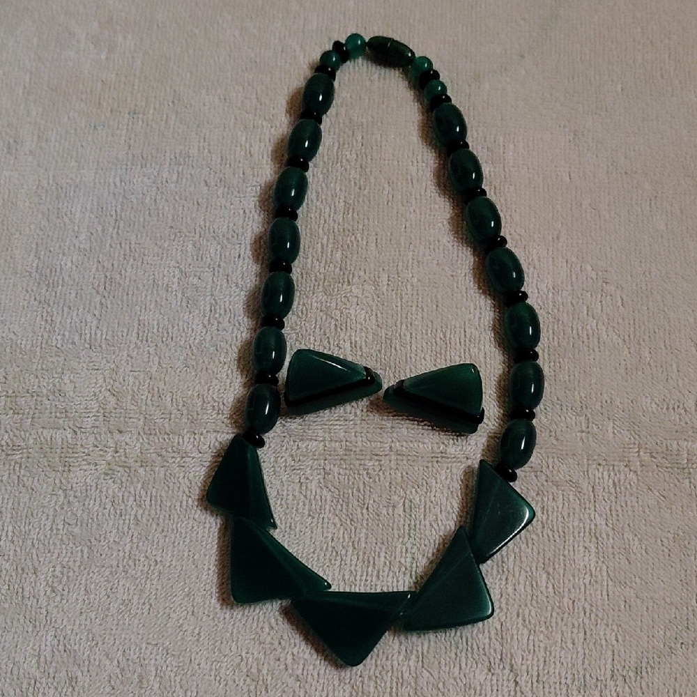 Vintage Lucite Necklace With Matching Snap On Earrings-Circa 1960's